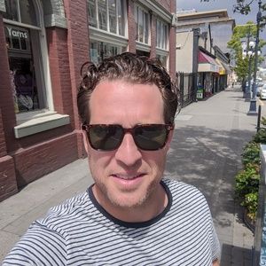 Meet your Posher, Christopher